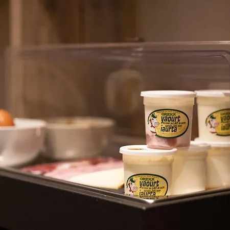 ホテル Alaia アスカン