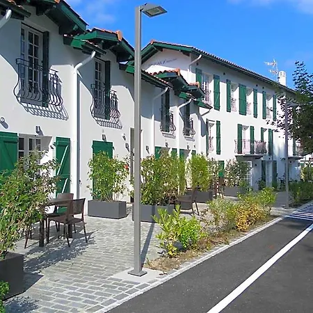 Hotel Alaia
