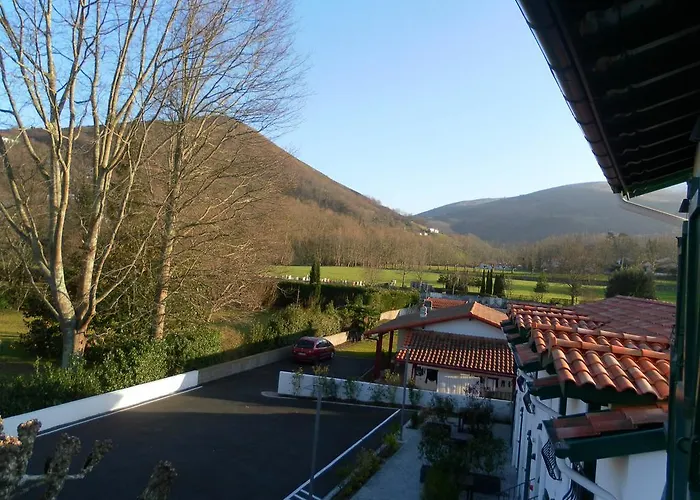 Hotel Alaia