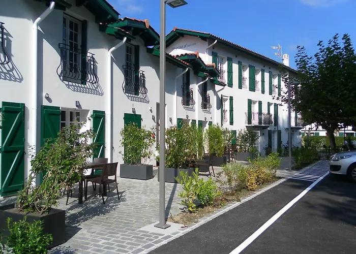 Hotel Alaia 3*
