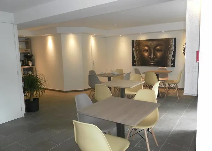 Hotel Alaia